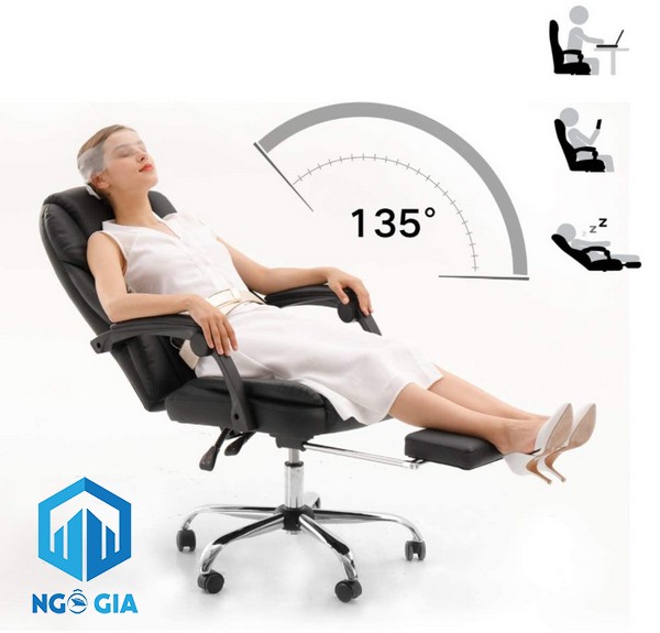 Ghế văn phòng nhập khẩu có gác chân giúp người dùng thoải mái hơn khi thư giãn
